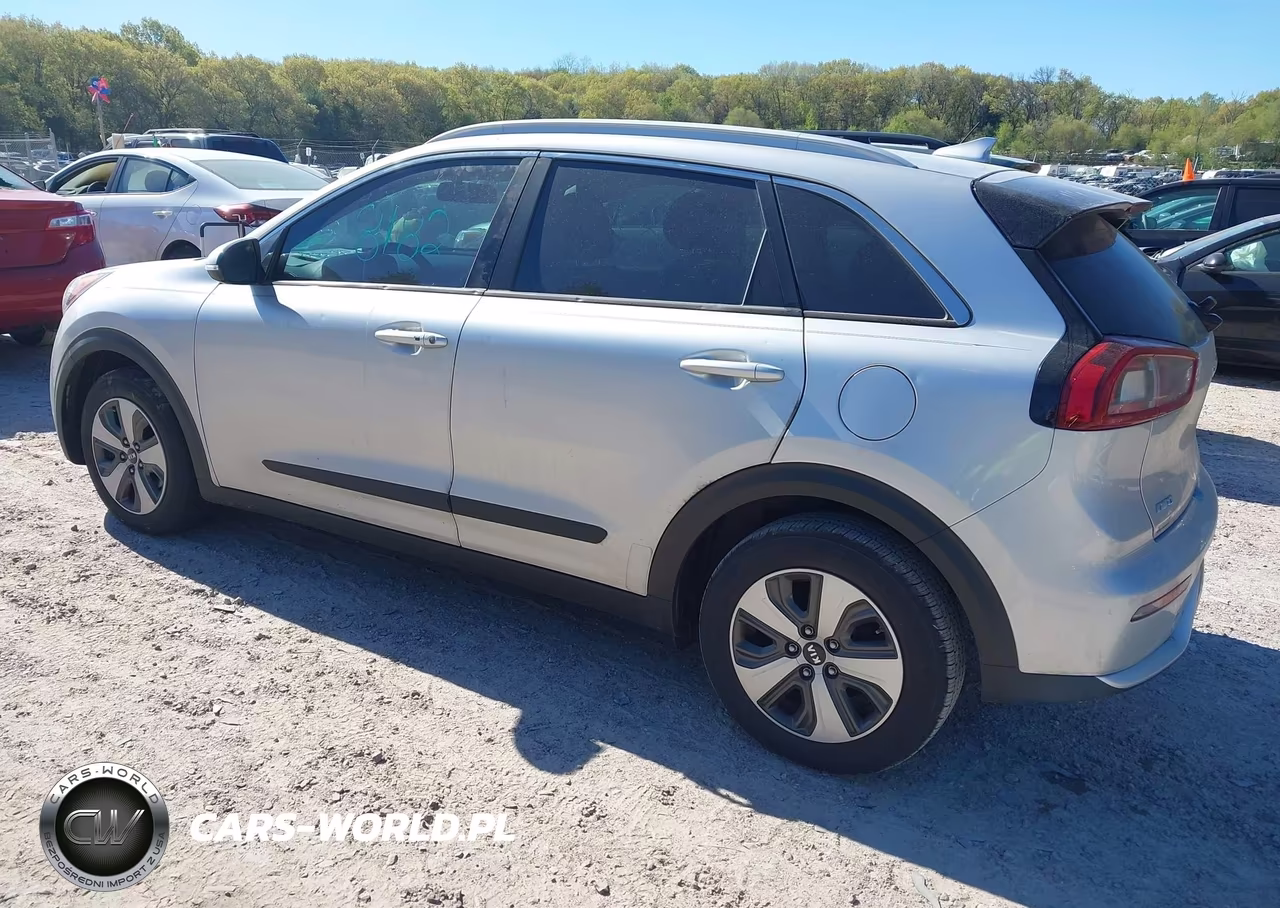 2017 Kia Niro Ex VIN:KNDCC3LC4H5056260 - 3