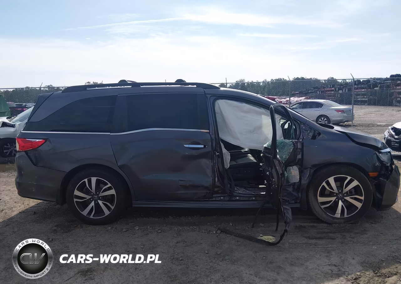 2022 Honda Odyssey Touring VIN:5FNRL6H82NB027219 - 14