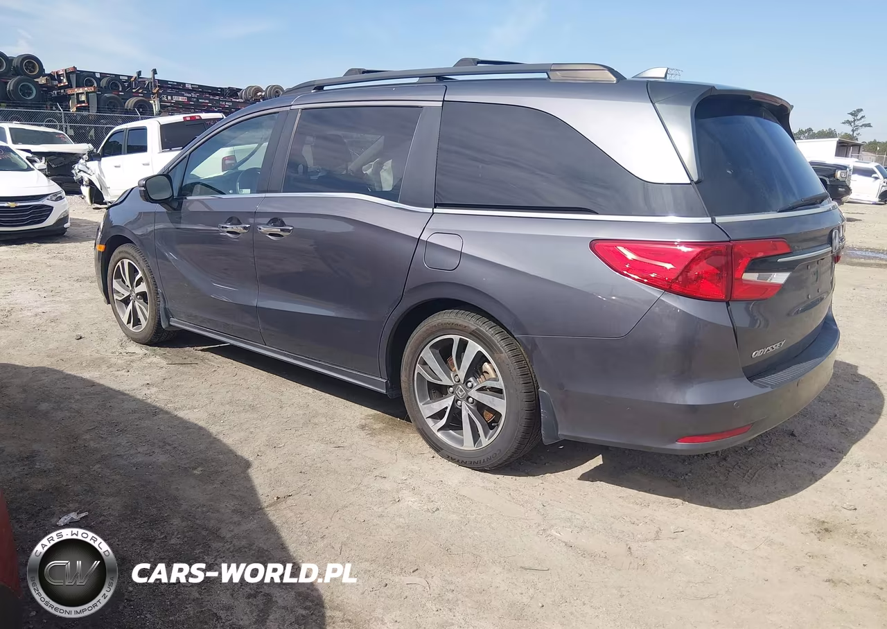 2022 Honda Odyssey Touring VIN:5FNRL6H82NB027219 - 3