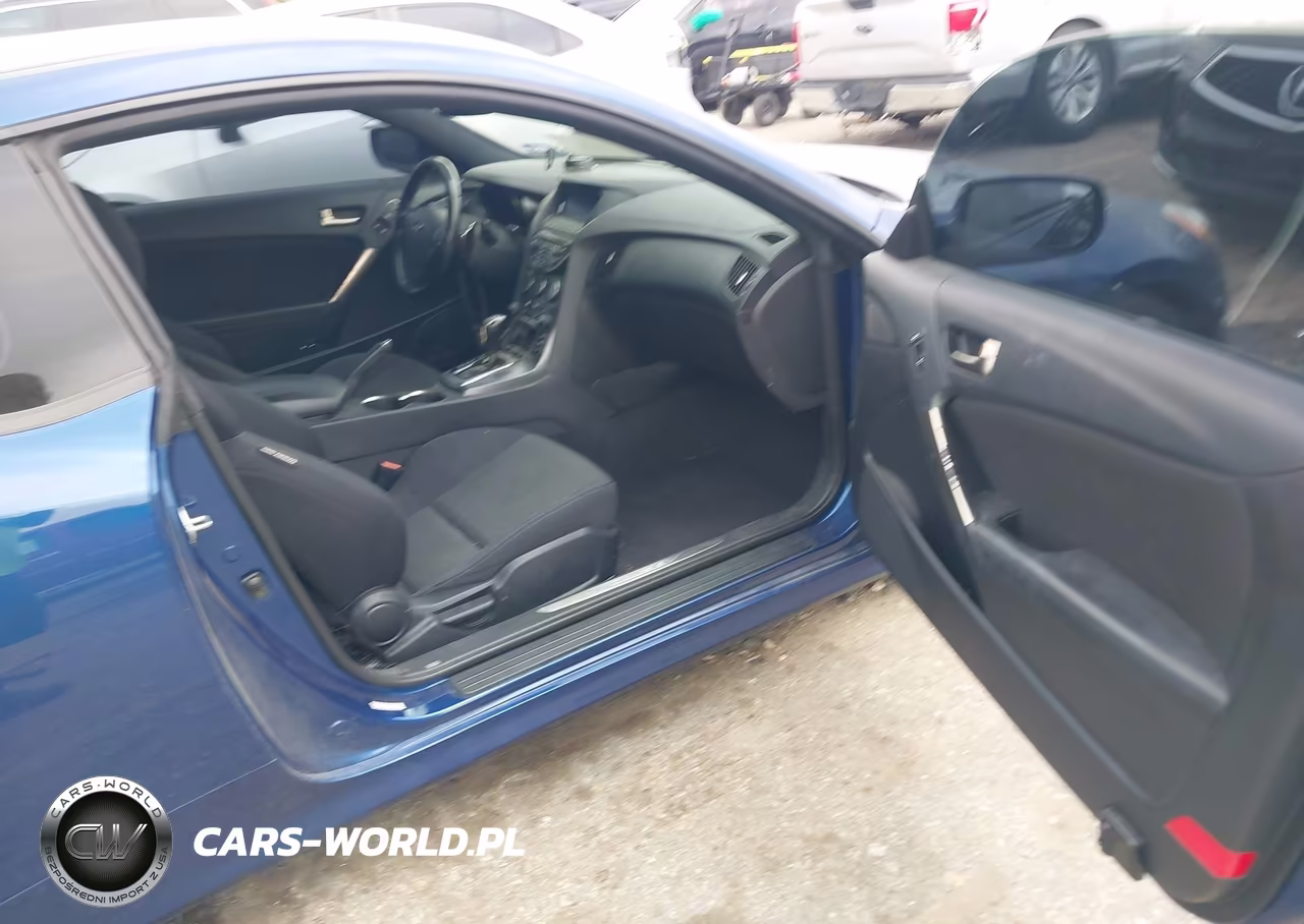 2016 Hyundai Genesis 3.8 Base VIN:KMHHT6KJ8GU132702 - 5