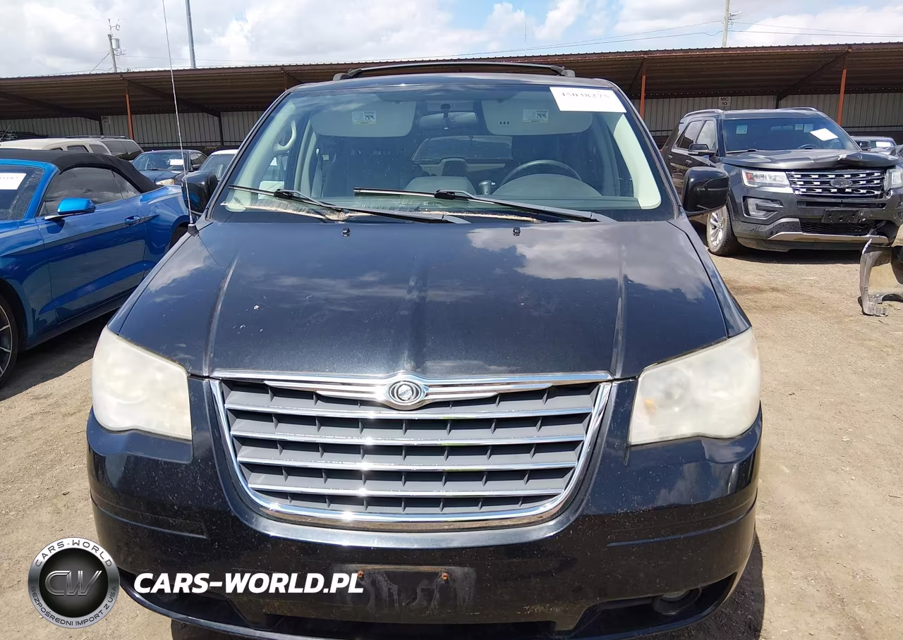 2010 Chrysler Town & Country Touring Plus VIN:2A4RR8D17AR320643 - 6