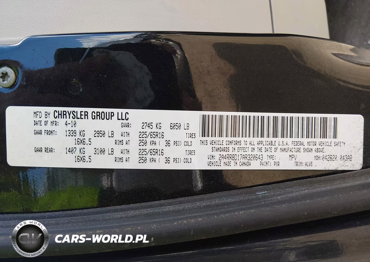 2010 Chrysler Town & Country Touring Plus VIN:2A4RR8D17AR320643 - 9