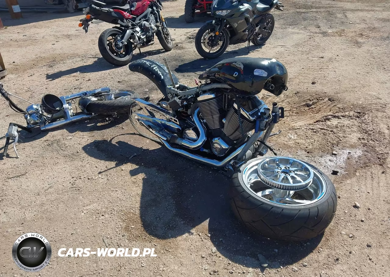 2004 Victory Motorcycles Vegas VIN:5VPGB16D843000455 - 3