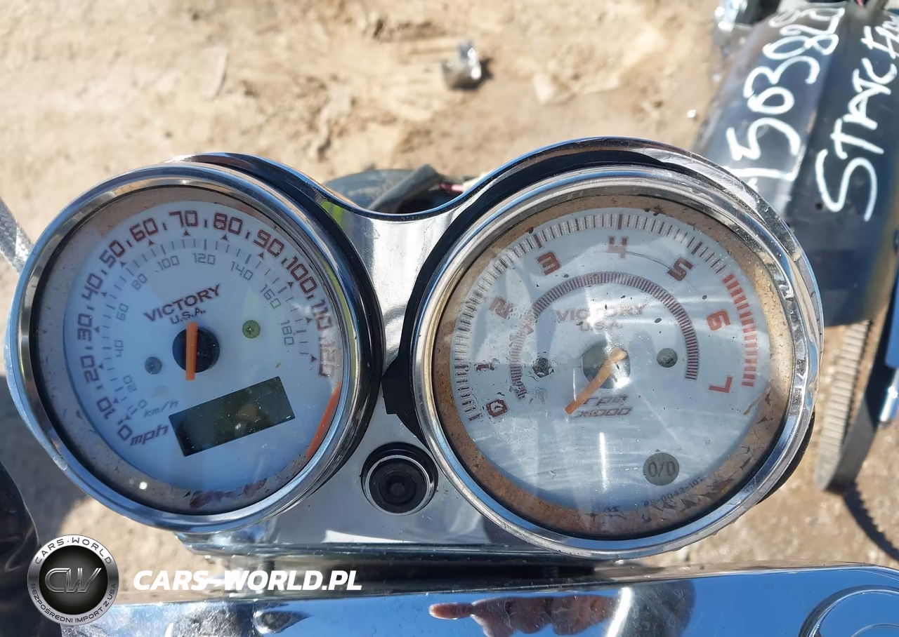 2004 Victory Motorcycles Vegas VIN:5VPGB16D843000455 - 7