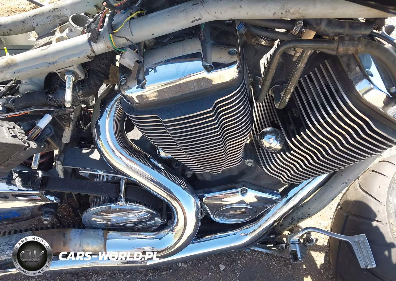 2004 Victory Motorcycles Vegas VIN:5VPGB16D843000455 - 9