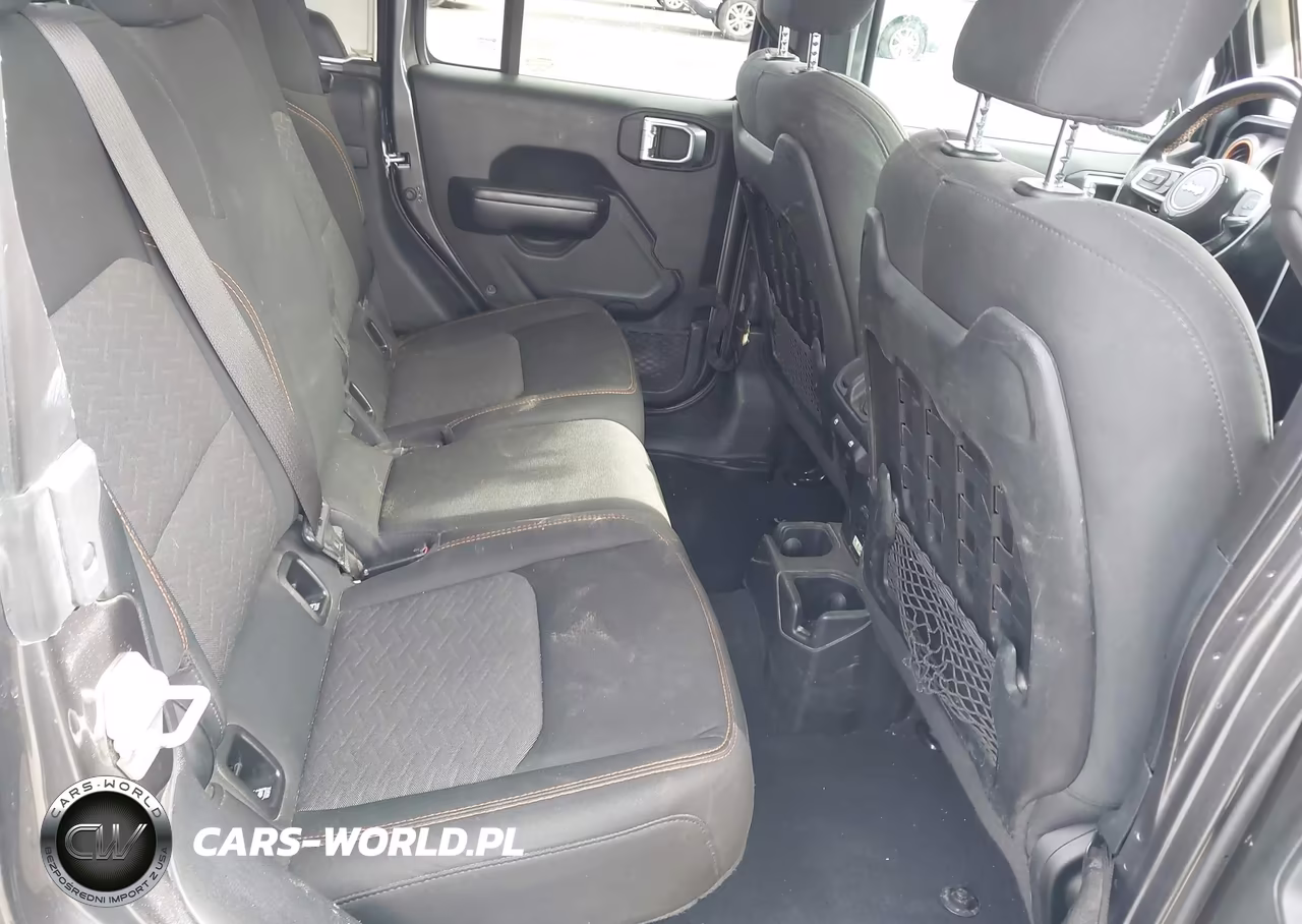 2021 Jeep Gladiator Mojave 4X4 VIN:1C6JJTEG0ML582928 - 8