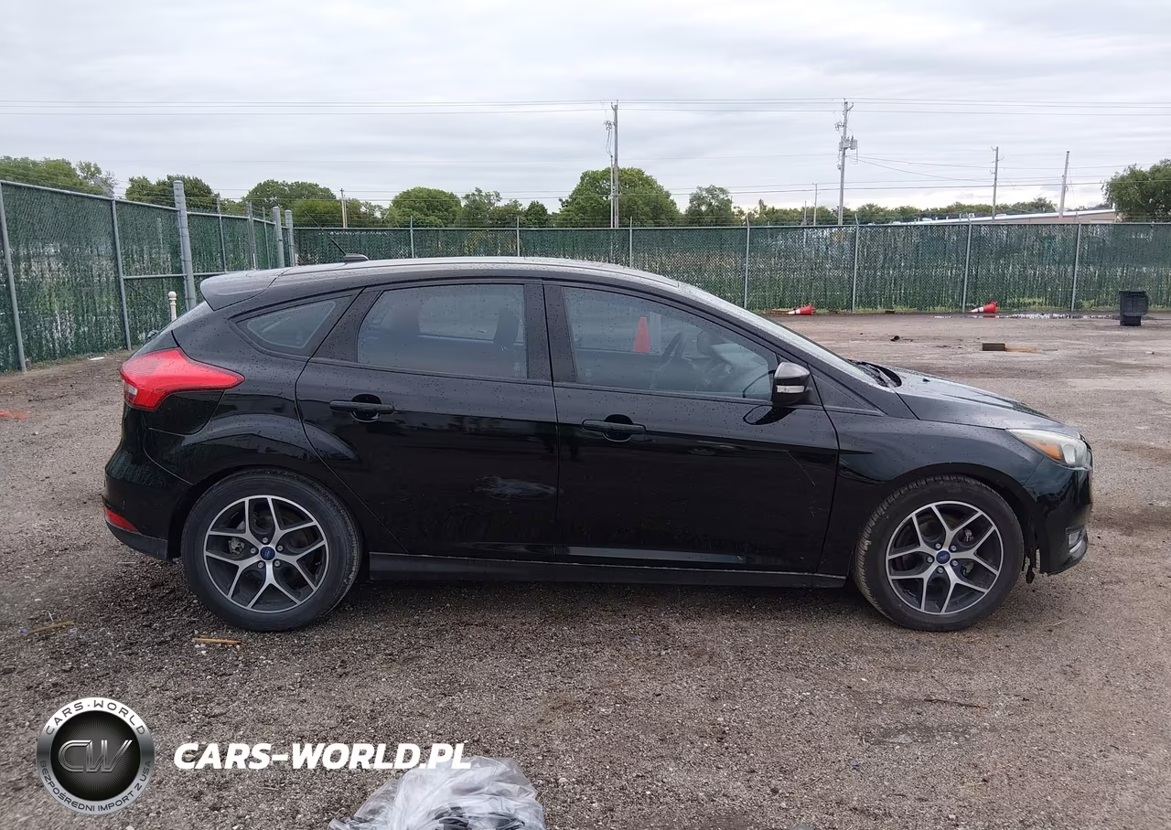 2017 Ford Focus Sel VIN:1FADP3M22HL229693 - 13
