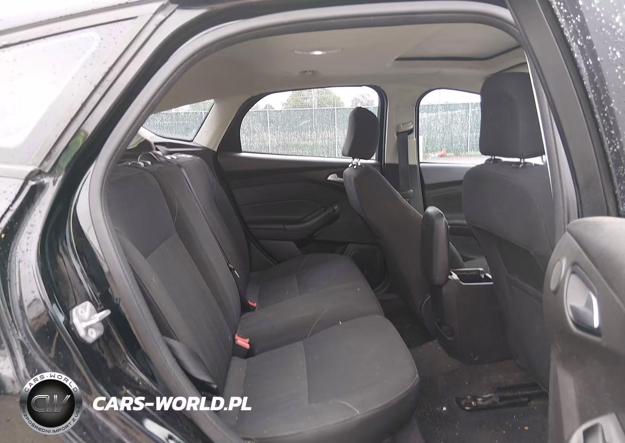 2017 Ford Focus Sel VIN:1FADP3M22HL229693 - 8