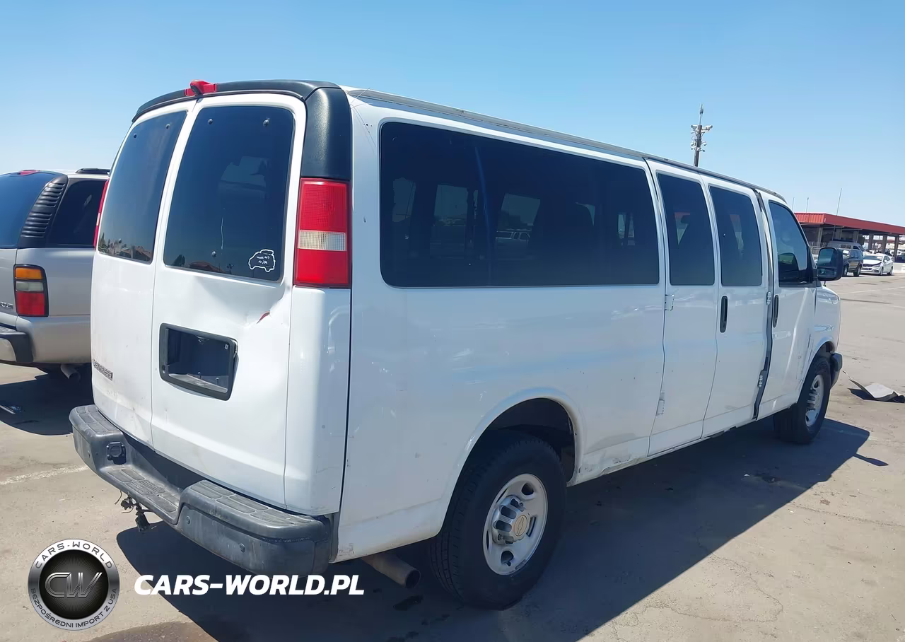 2013 Chevrolet Express 3500 Ls VIN:1GAZGZFG0D1160366 - 4