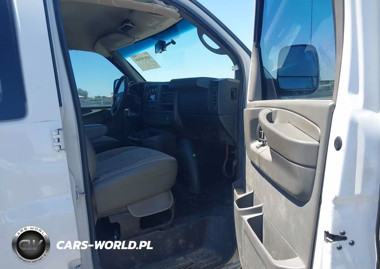 2013 Chevrolet Express 3500 Ls VIN:1GAZGZFG0D1160366 - 5