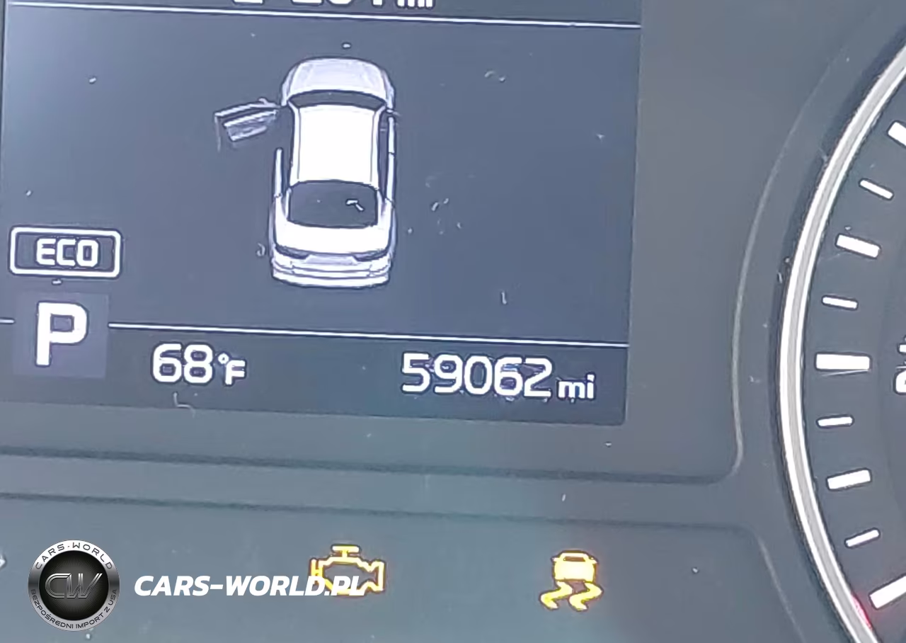 2019 Kia Optima S VIN:5XXGT4L3XKG369047 - 16