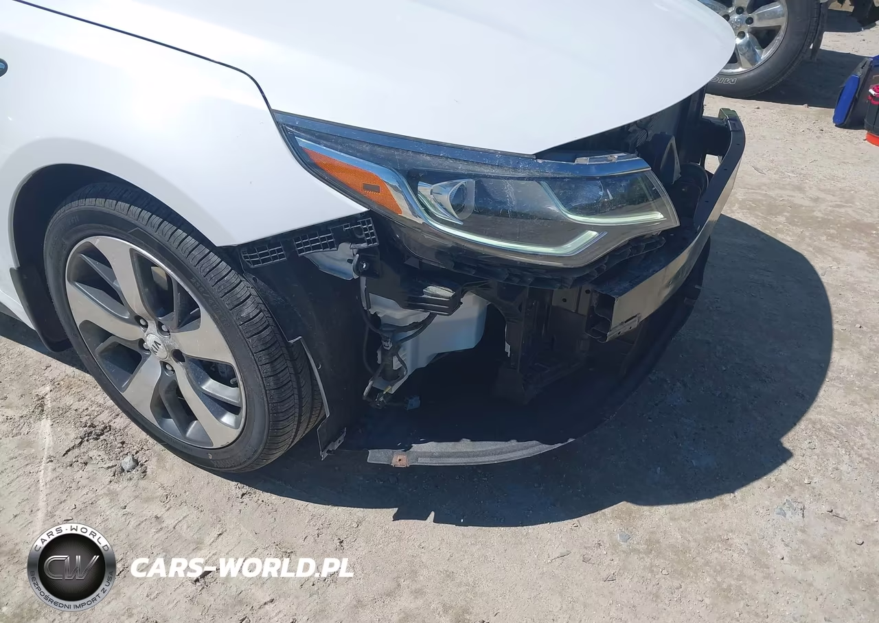 2019 Kia Optima S VIN:5XXGT4L3XKG369047 - 18
