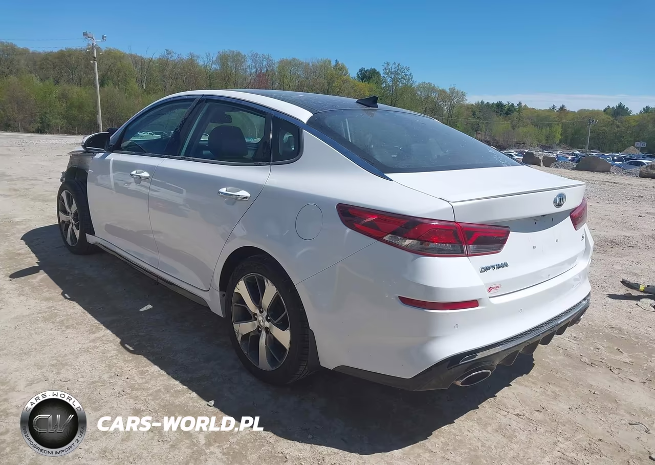 2019 Kia Optima S VIN:5XXGT4L3XKG369047 - 3