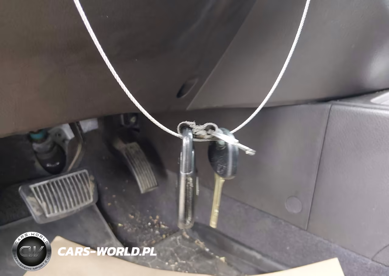 2011 Hyundai Santa Fe Limited VIN:5XYZK3ABXBG010020 - 11