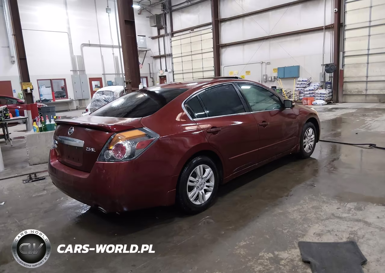 2011 Nissan Altima 2.5 S VIN:1N4AL2AP4BN412128 - 4