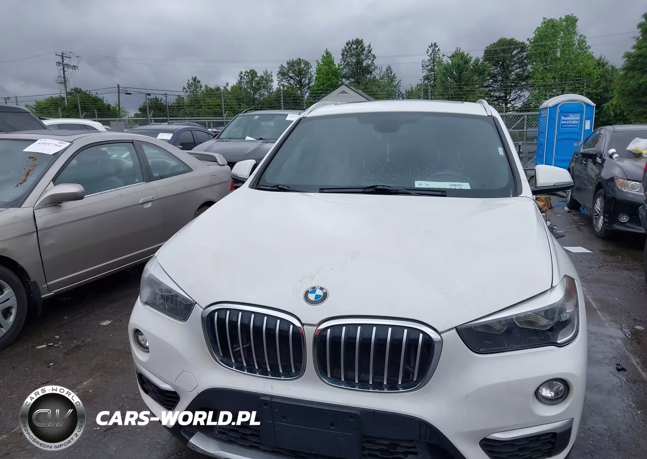 2018 BMW X1 xDrive28I VIN:WBXHT3C33J5K25358 - 12