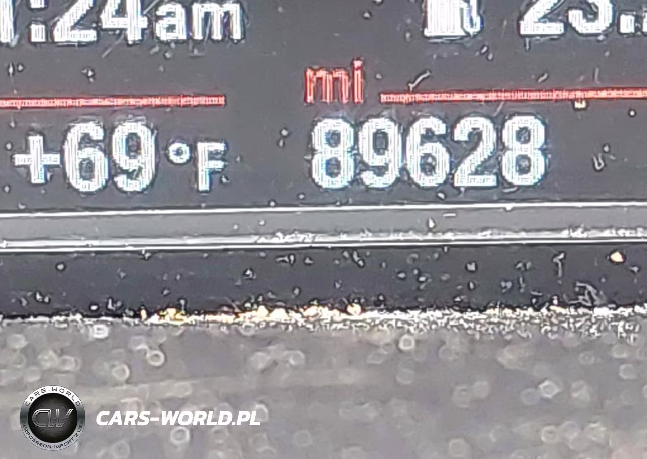 2018 BMW X1 xDrive28I VIN:WBXHT3C33J5K25358 - 15