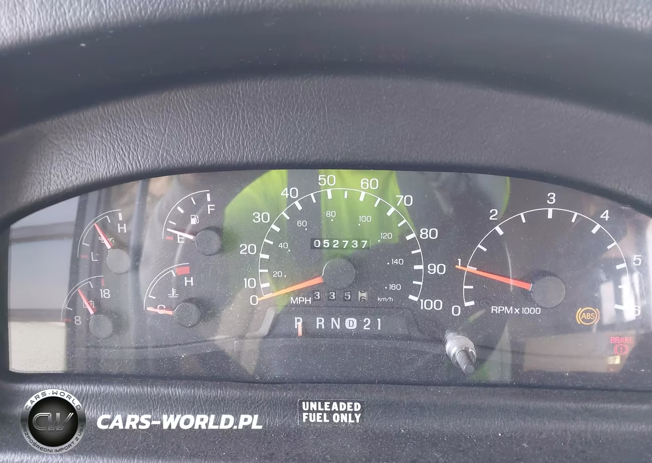 2000 Ford F550 Super Duty Stripped Chass VIN:3FCNF53S7YJA04944 - 7