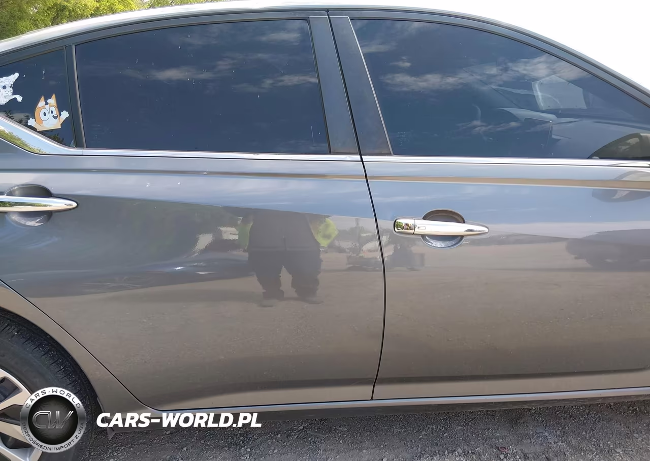 2019 Nissan Altima 2.5 S VIN:1N4BL4BW3KN315458 - 13