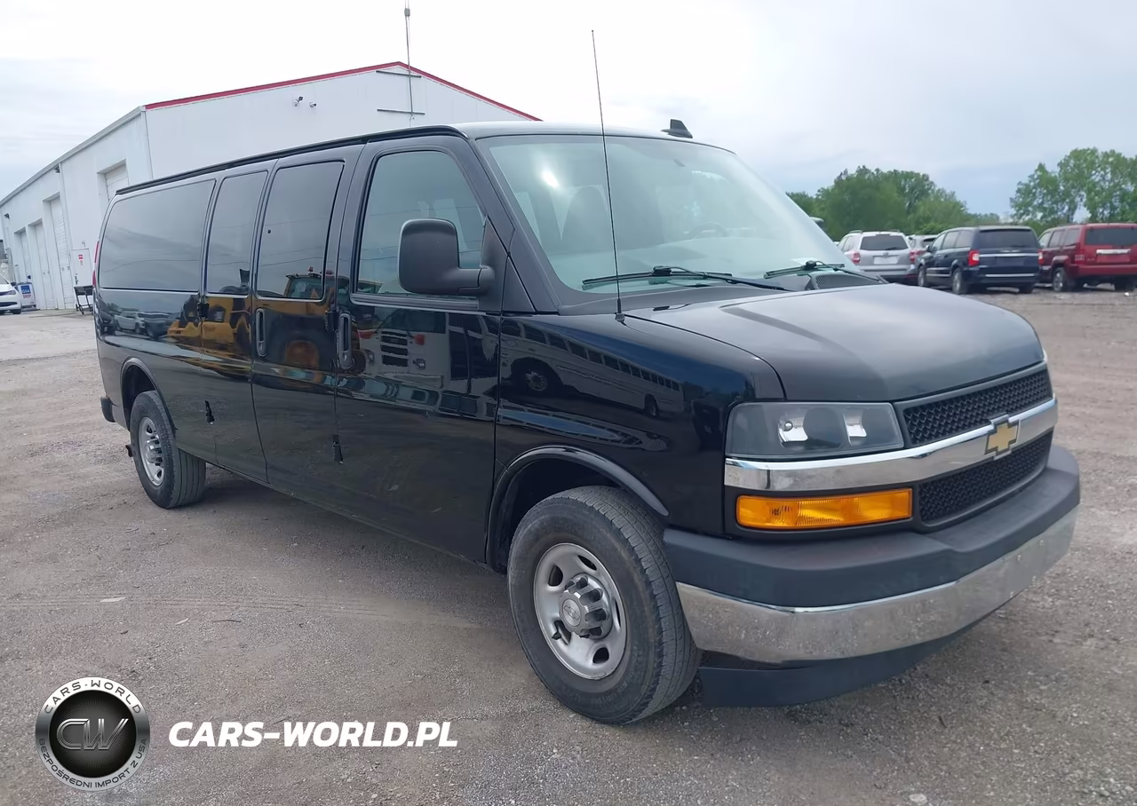 2018 Chevrolet Express 3500 Lt