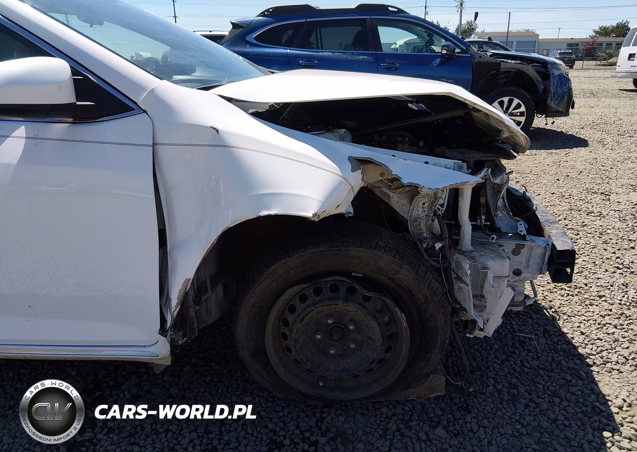 2014 Toyota Camry Le VIN:4T4BF1FK0ER350879 - 19