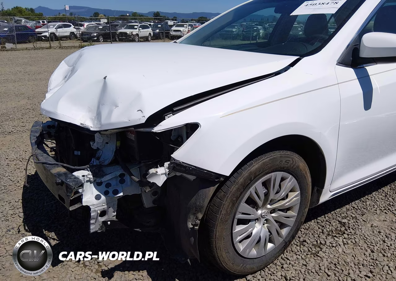 2014 Toyota Camry Le VIN:4T4BF1FK0ER350879 - 21