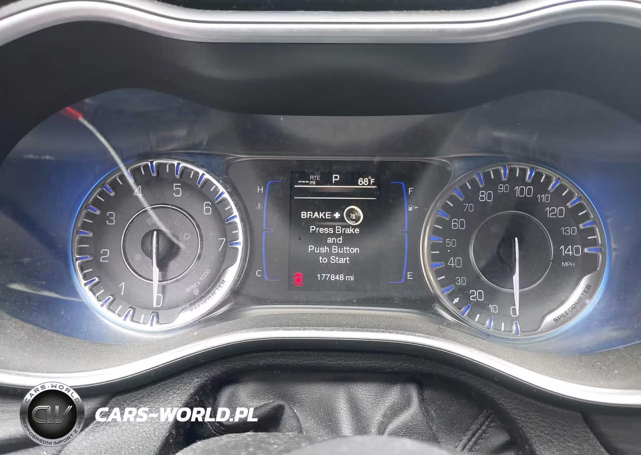 2015 Chrysler 200 Limited VIN:1C3CCCABXFN658575 - 7