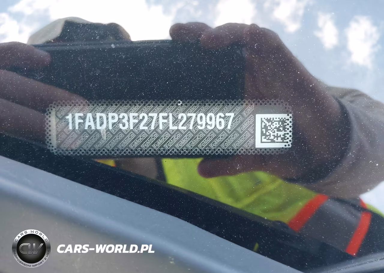2015 Ford Focus Se VIN:1FADP3F27FL279967 - 9