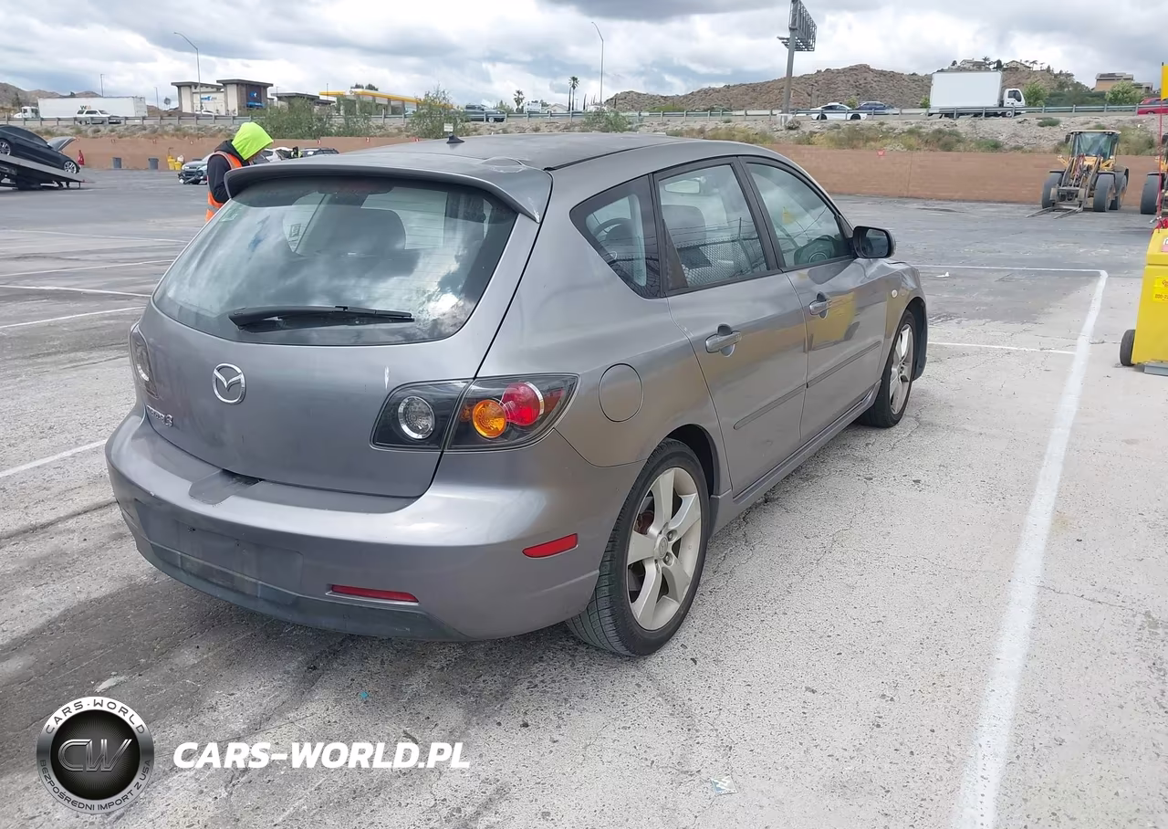 2004 Mazda Mazda3 S VIN:JM1BK143541112502 - 4