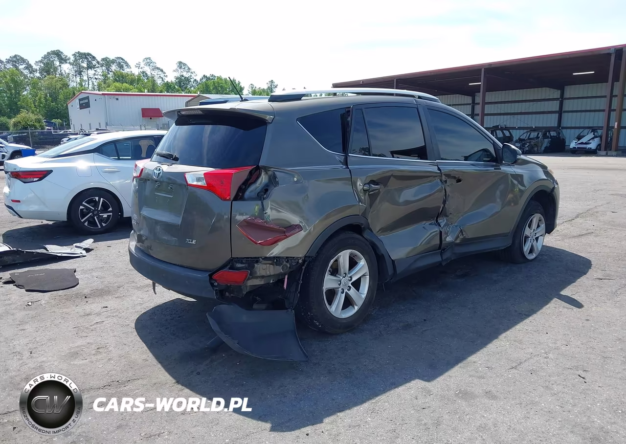 2013 Toyota Rav4 Xle VIN:JTMWFREV0DD002556 - 4