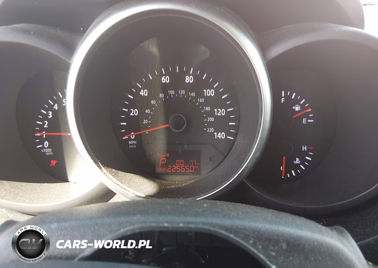 2012 Kia Soul + VIN:KNDJT2A63C7378609 - 7