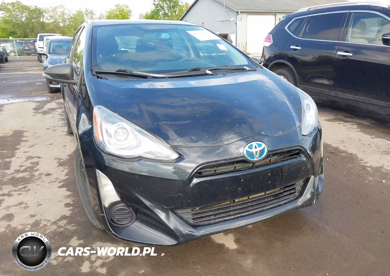 2015 Toyota Prius C Two