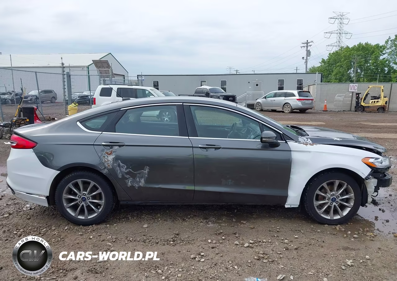 2017 Ford Fusion Se VIN:3FA6P0HD7HR166921 - 14