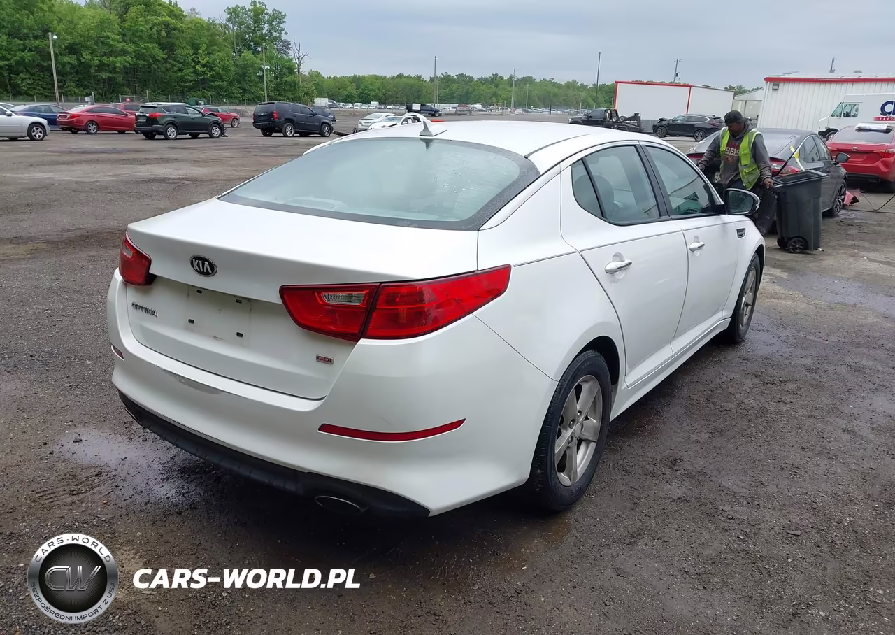 2015 Kia Optima Lx VIN:KNAGM4A79F5578211 - 4