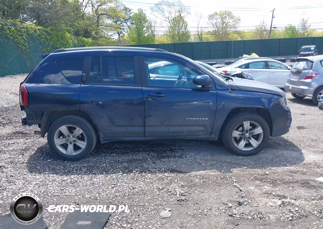 2017 Jeep Compass Latitude 4X4 VIN:1C4NJDEB1HD106160 - 13