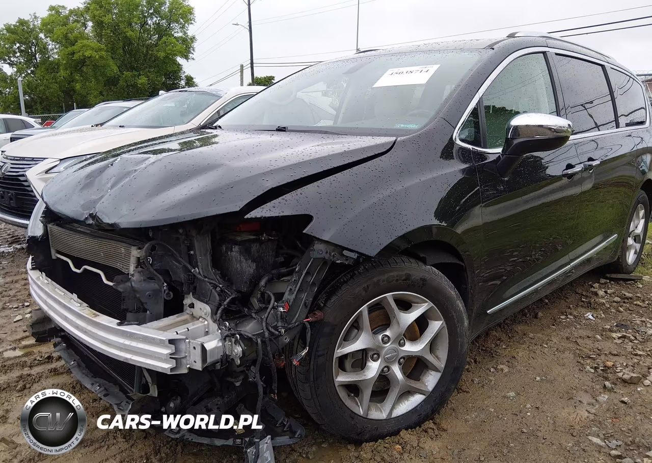 2019 Chrysler Pacifica Limited VIN:2C4RC1GG0KR731561 - 18