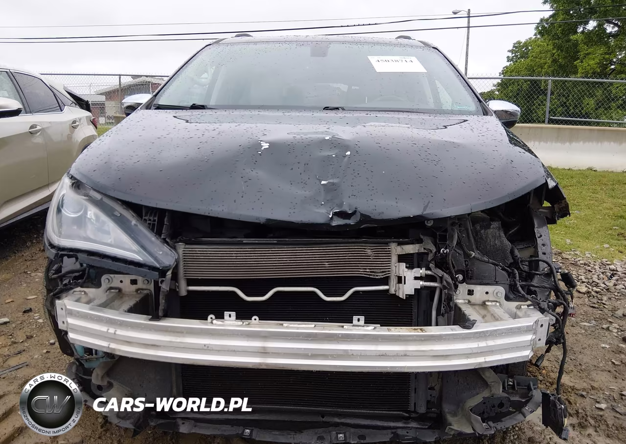 2019 Chrysler Pacifica Limited VIN:2C4RC1GG0KR731561 - 6