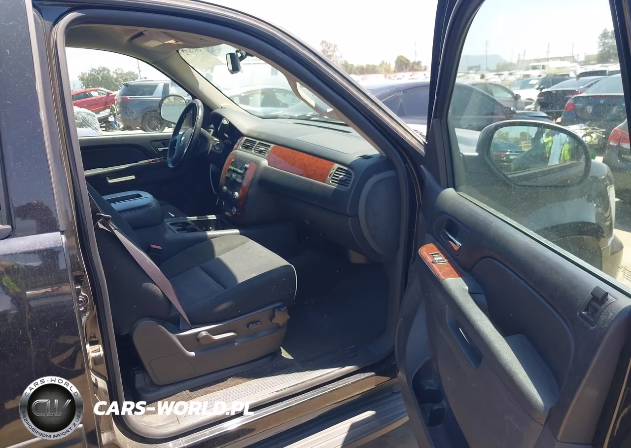 2012 Chevrolet Tahoe Ls VIN:1GNSCAE09CR150498 - 5