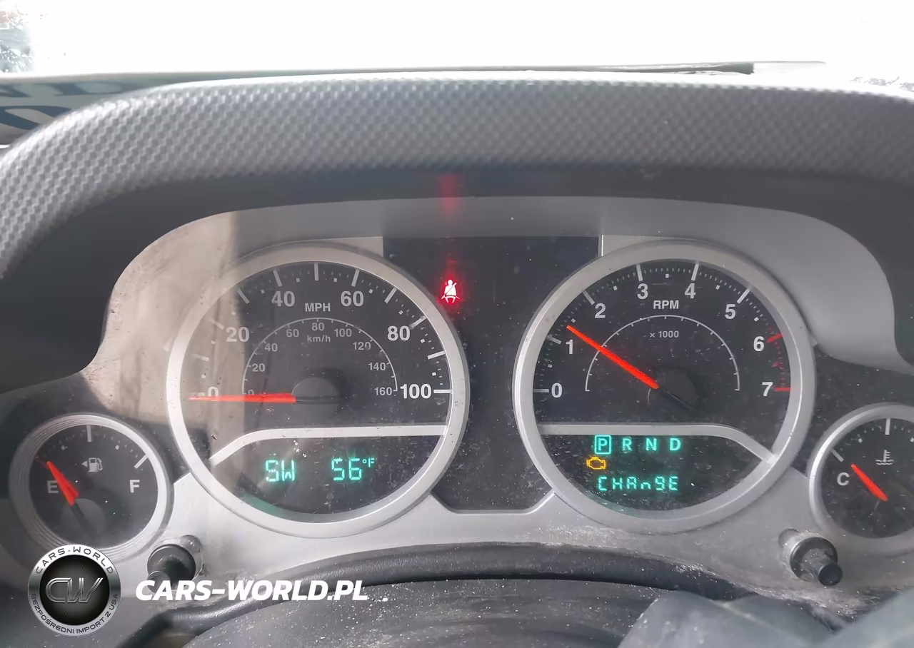 2010 Jeep Wrangler Unlimited Sport VIN:1J4BA3H17AL144711 - 7