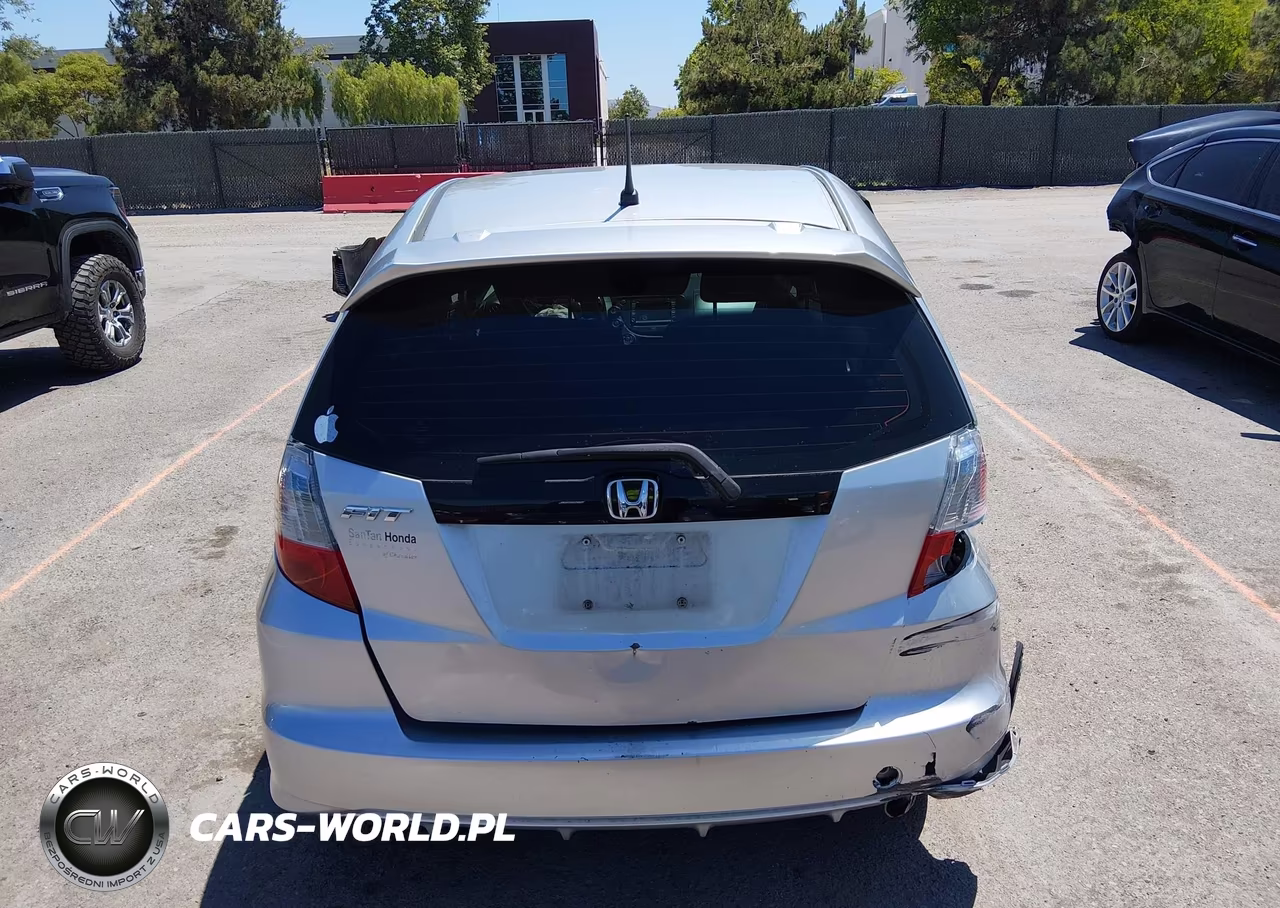 2012 Honda Fit Sport VIN:JHMGE8H6XCC022872 - 16