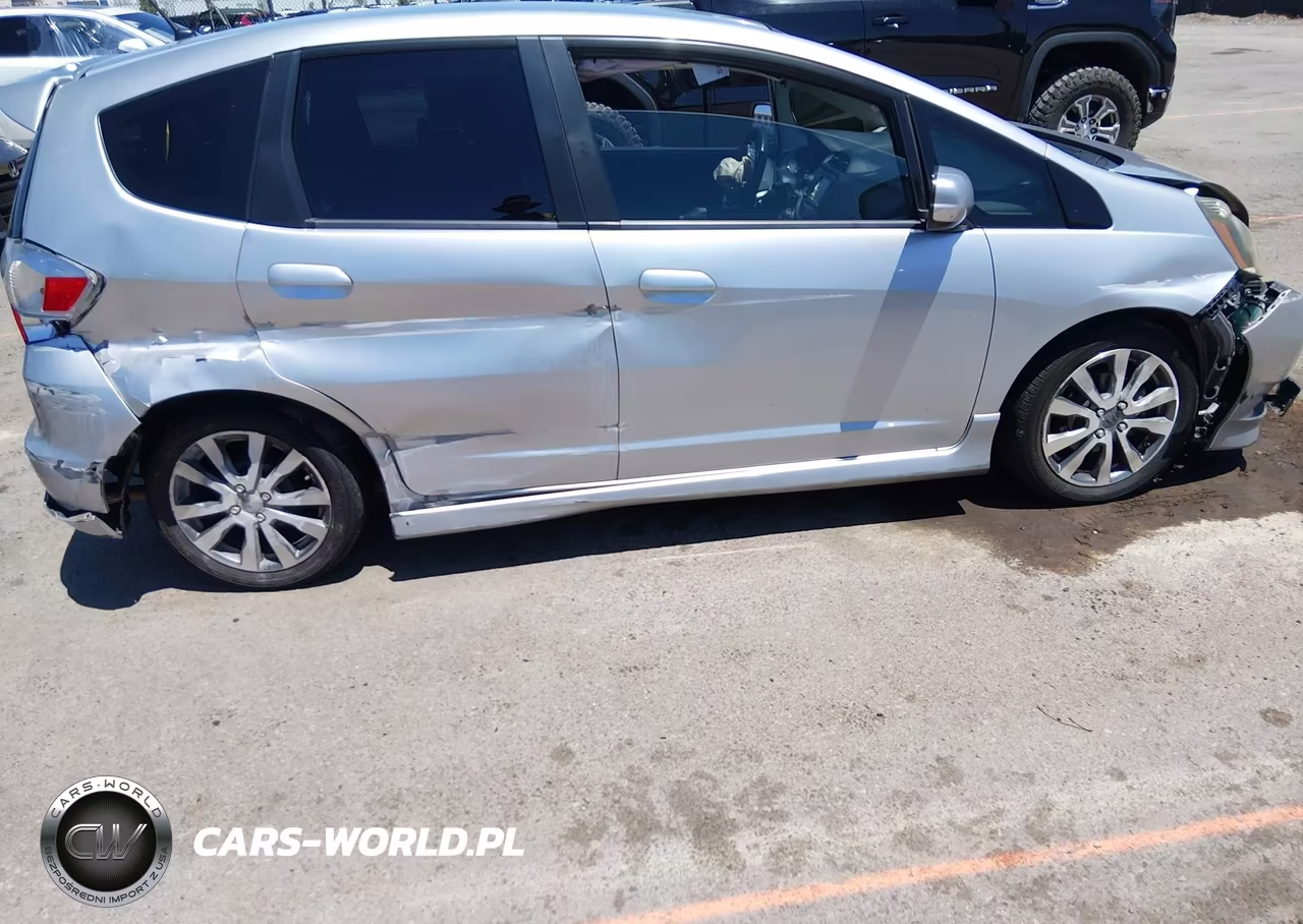 2012 Honda Fit Sport VIN:JHMGE8H6XCC022872 - 17