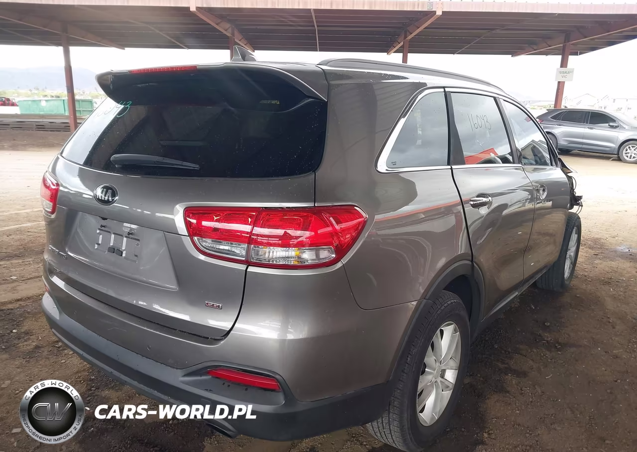 2016 Kia Sorento 2.4L Lx VIN:5XYPG4A35GG158008 - 4