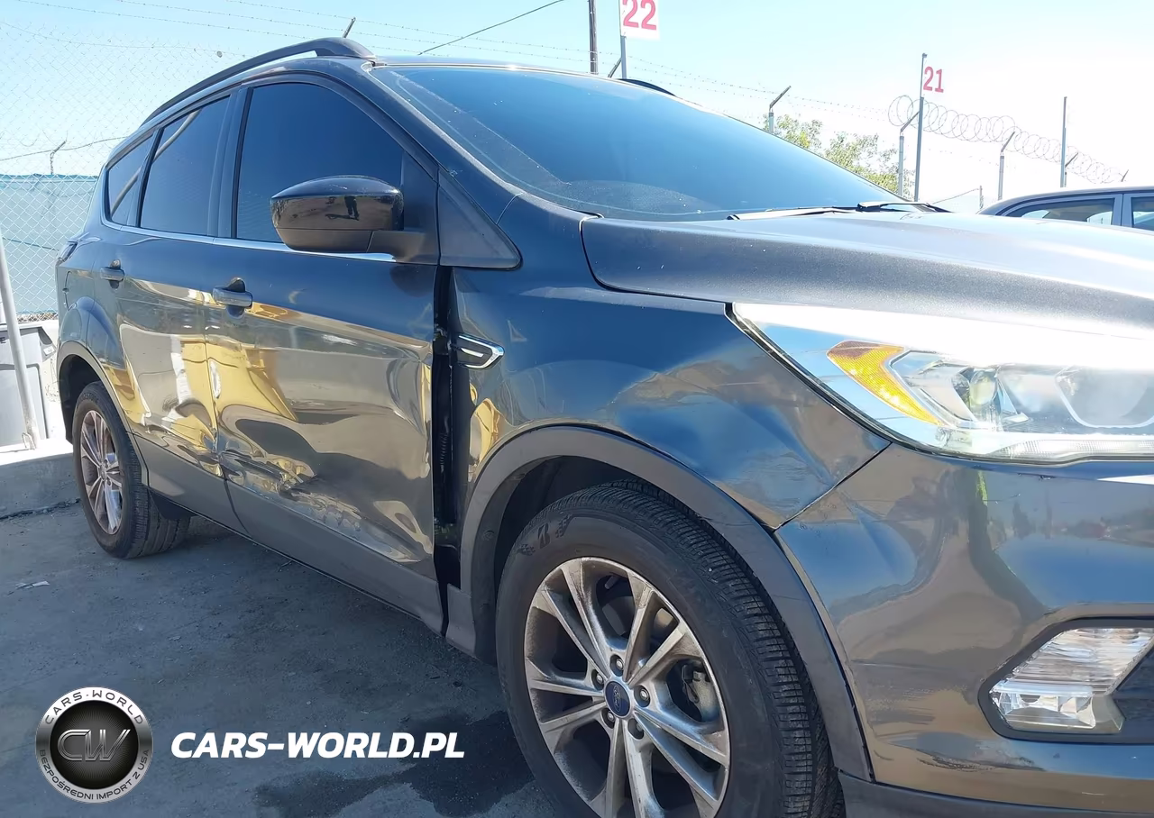2017 Ford Escape Se VIN:1FMCU0GD2HUC28172 - 14