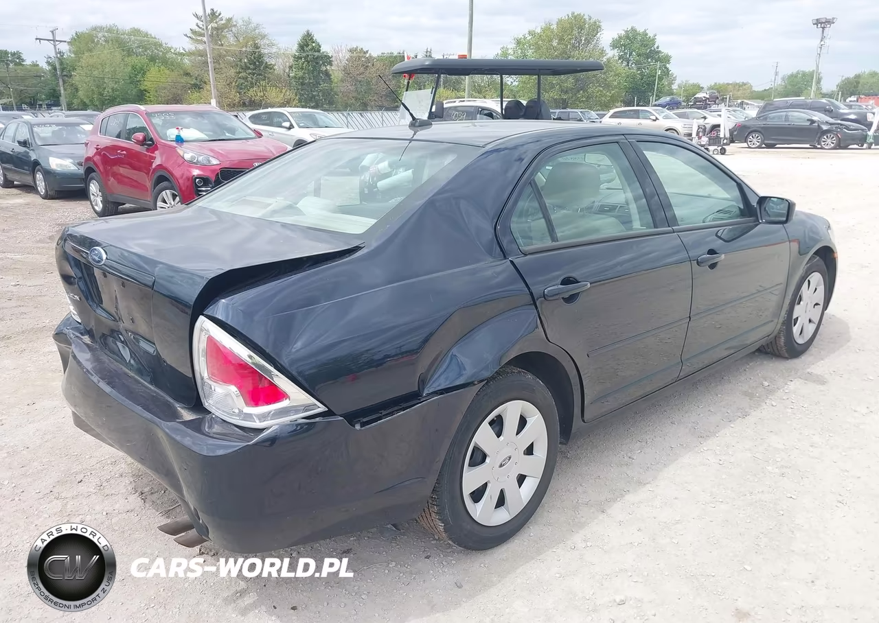 2008 Ford Fusion S VIN:3FAHP06Z28R147815 - 4