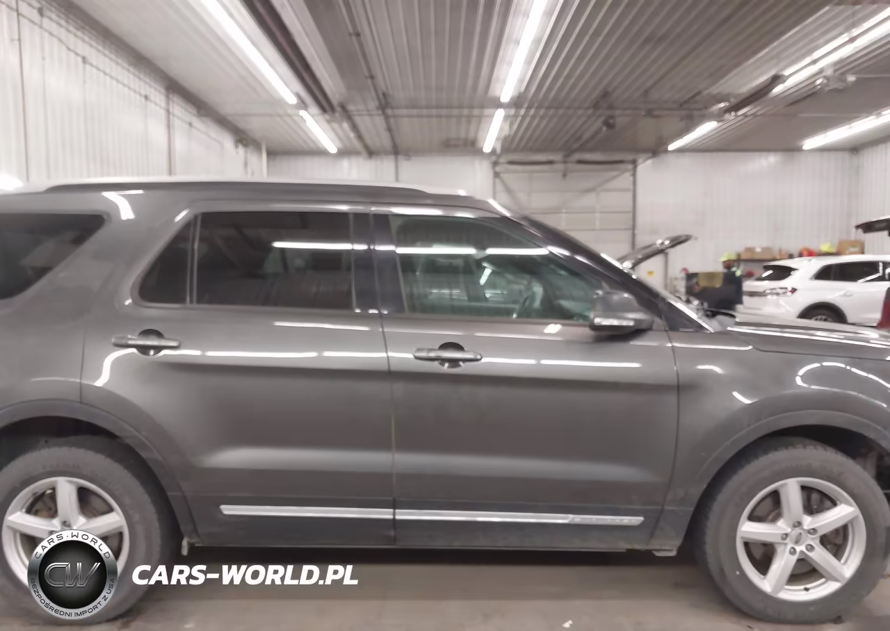 2016 Ford Explorer Xlt VIN:1FM5K8D82GGA56422 - 14