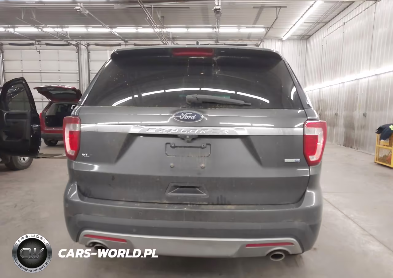 2016 Ford Explorer Xlt VIN:1FM5K8D82GGA56422 - 17