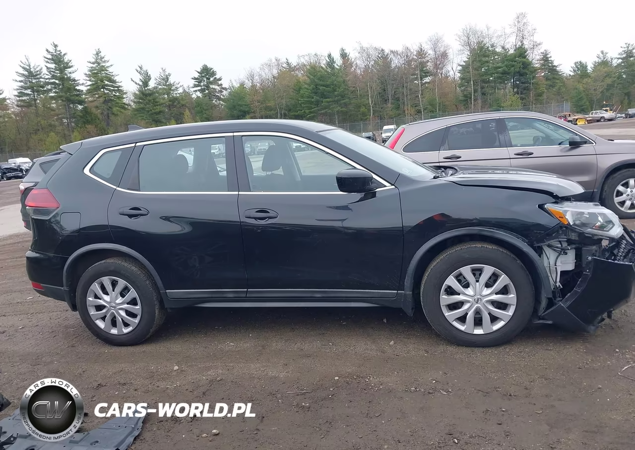 2018 Nissan Rogue S VIN:KNMAT2MV5JP585941 - 14