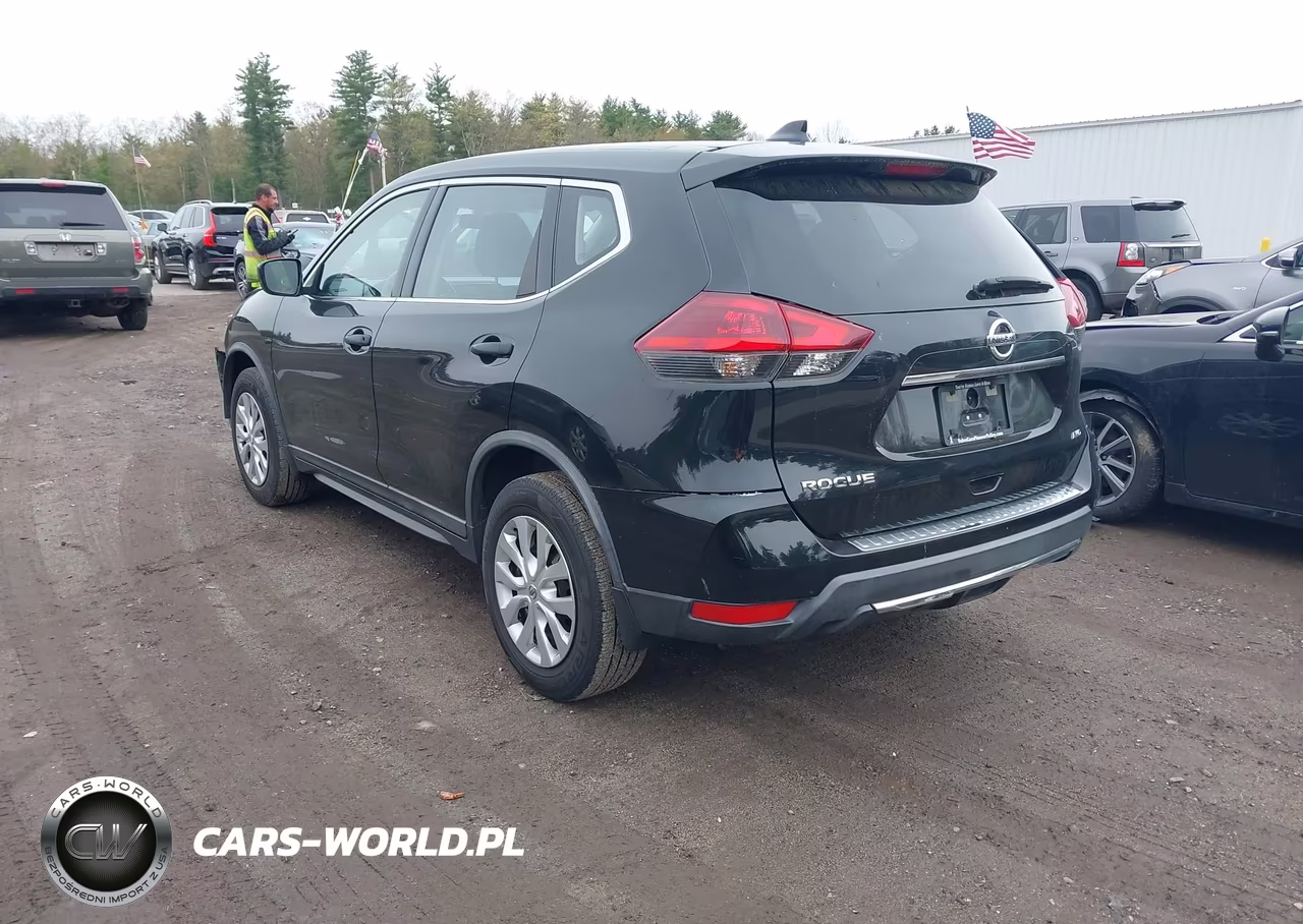 2018 Nissan Rogue S VIN:KNMAT2MV5JP585941 - 3