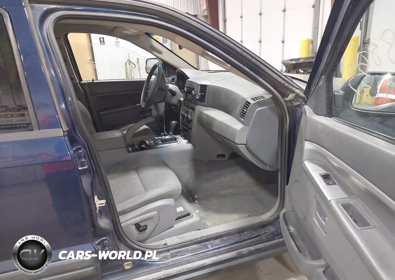 2006 Jeep Grand Cherokee Laredo VIN:1J4HR48N06C176368 - 5