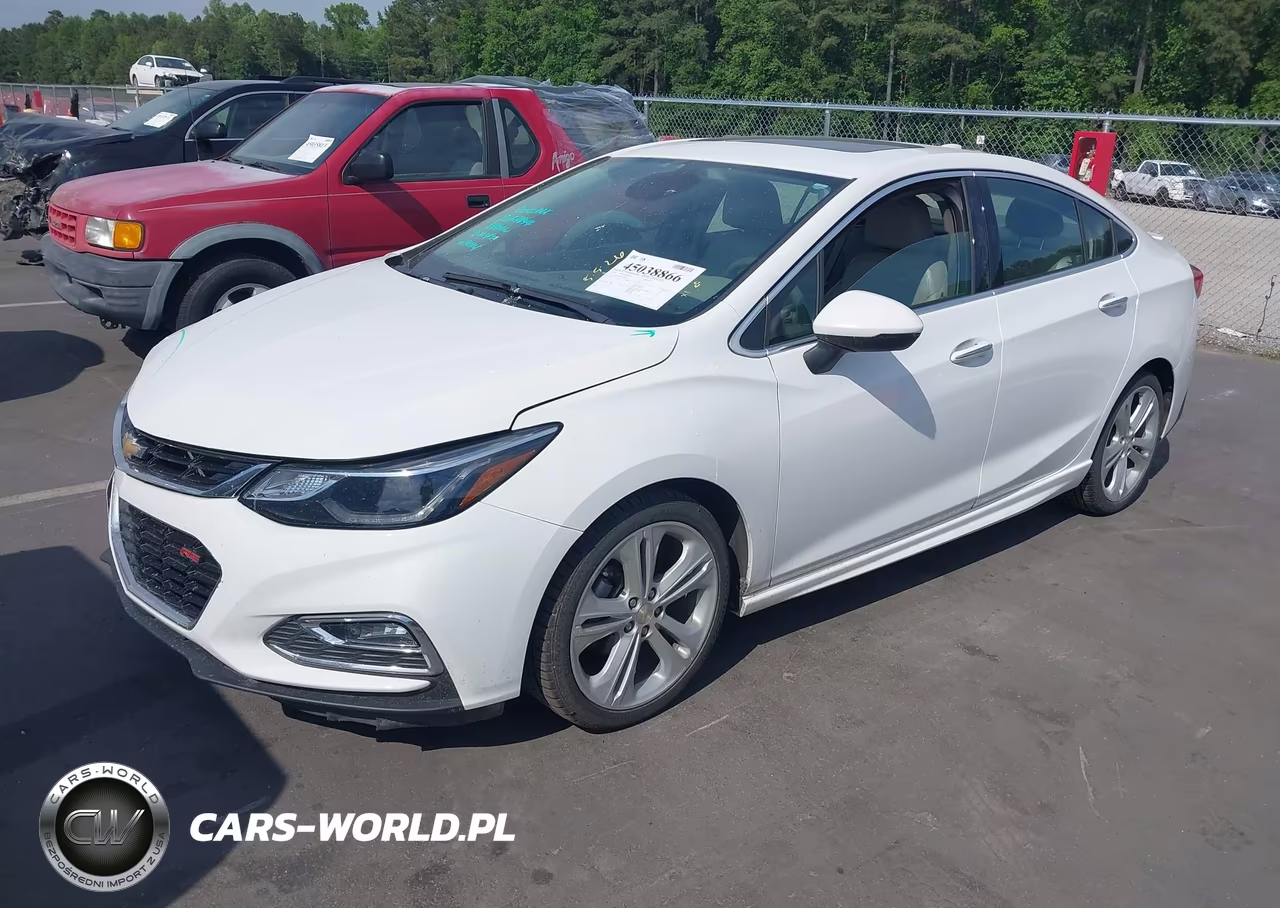 2018 Chevrolet Cruze Premier Auto VIN:1G1BF5SM4J7143815 - 2